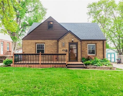 1242 57th Pl, Des Moines, IA 50311