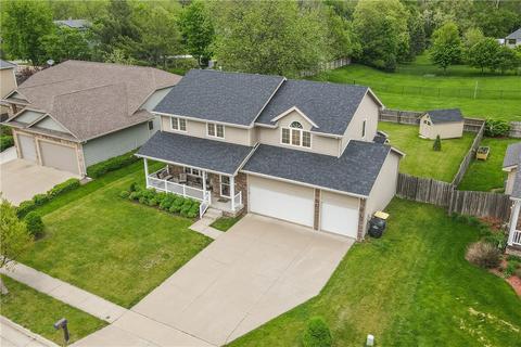 4413 SW 29th St, Des Moines, IA 50321