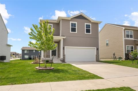 2807 NW 41st St, Ankeny, IA 50023