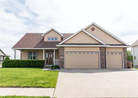 1505 NW Calista St, Grimes, IA 50111