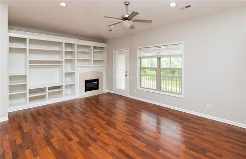 2403 NE Oak Dr #2, Ankeny, IA 50021