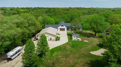 33459 335th St, Waukee, IA 50263