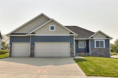 4689 SE 35th Ct, Des Moines, IA 50320