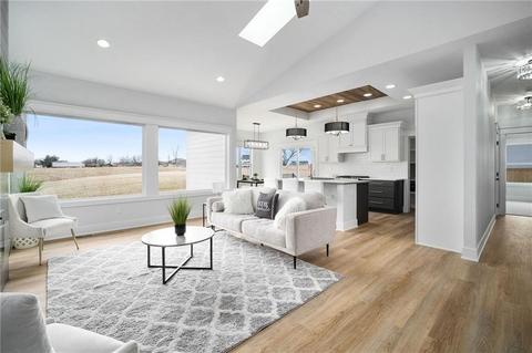 2706 Blooming Heights Dr, Norwalk, IA 50211