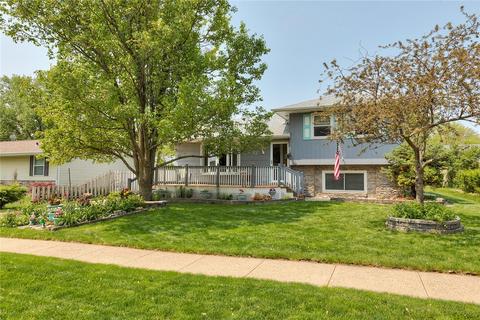 202 12th Ave NW, Altoona, IA 50009