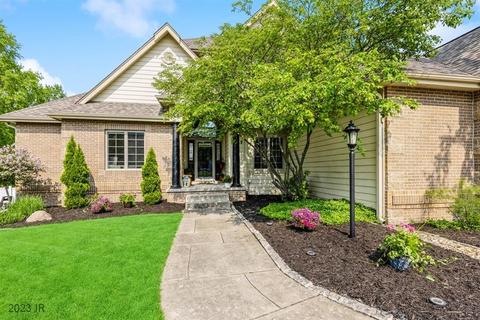 6519 NW 94th Ct, Johnston, IA 50131