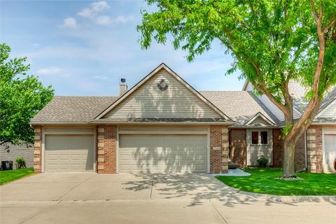2389 NW 162nd Ln, Clive, IA 50325