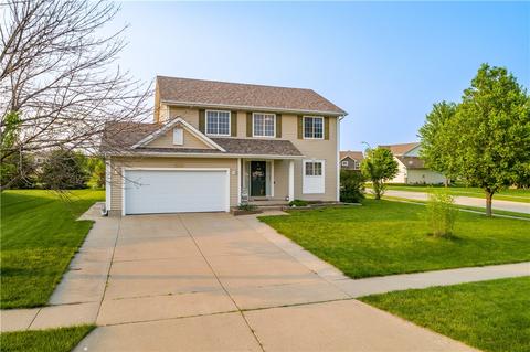 1595 SE Olson Dr, Waukee, IA 50263