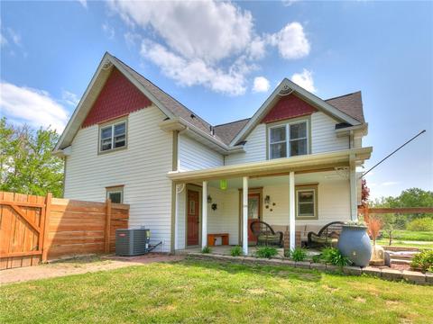 900 Van Fleet St, Kelley, IA 50134