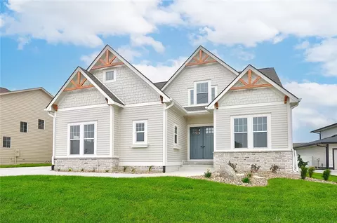 1215 SW Des Moines St, Ankeny, IA 50023