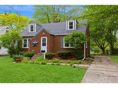 3110 52nd St, Des Moines, IA 50310