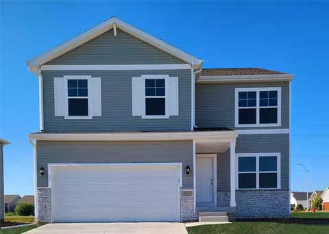 1113 35th St SW, Altoona, IA 50009
