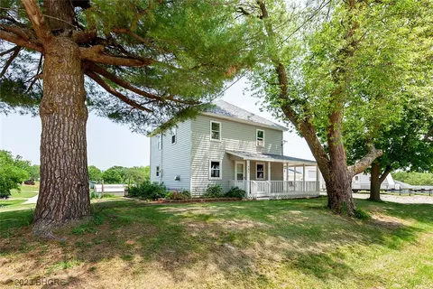 303 S 4th St, Milo, IA 50166