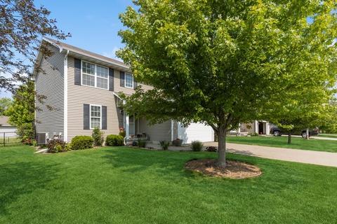 2000 SE Prairie Creek Dr, Waukee, IA 50263