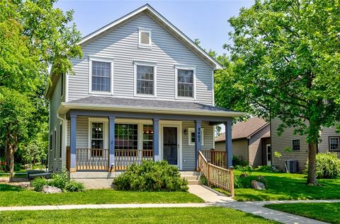 2407 Camden Dr, Ames, IA 50010