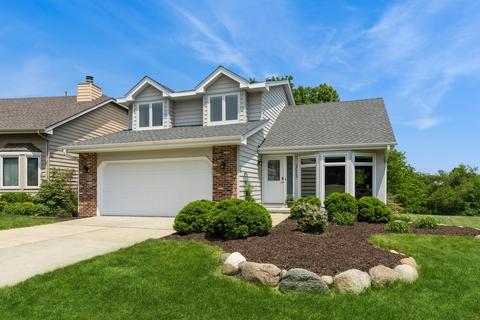 313 23rd St, West Des Moines, IA 50265