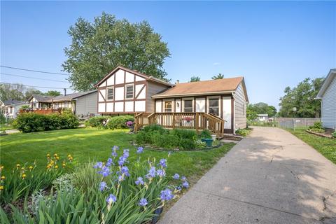 2520 Lay St, Des Moines, IA 50317