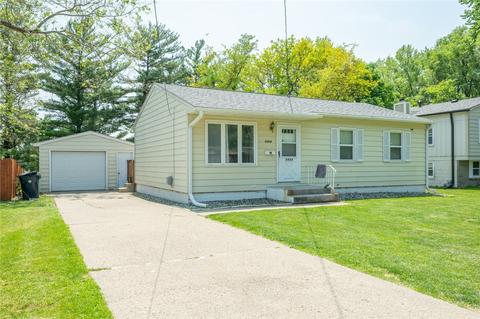 8404 Madison Ave, Urbandale, IA 50322