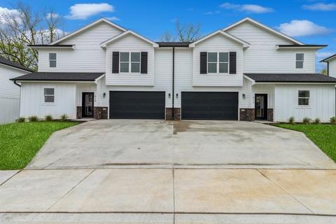 912 Ledgestone Ct, Polk City, IA 50226