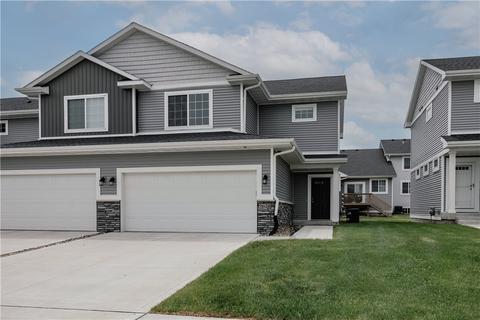 9628 Turnpoint Dr, West Des Moines, IA 50266