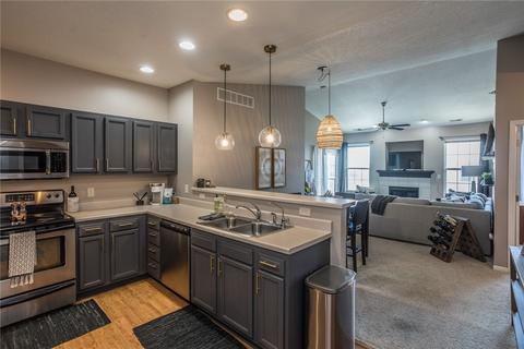 1329 SE University Ave #301, Waukee, IA 50263