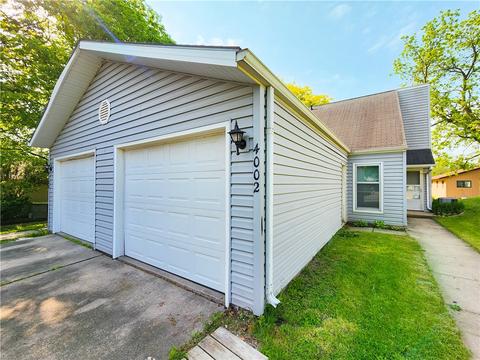 40004002 Ontario St, Ames, IA 50014