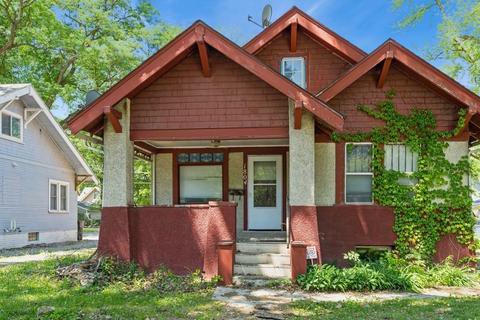 1804 E 14th St, Des Moines, IA 50316
