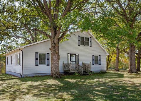 22736 230th St, Dallas Center, IA 50063