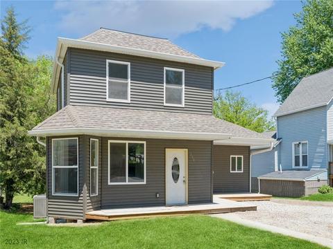 238 E Front St, Colfax, IA 50054
