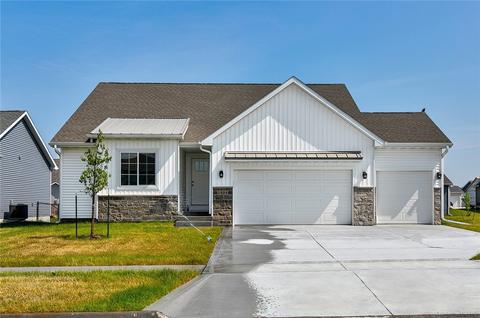 1404 NW 27th St, Ankeny, IA 50023