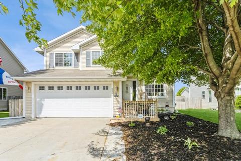 930 SE Willowbrook Dr, Waukee, IA 50263