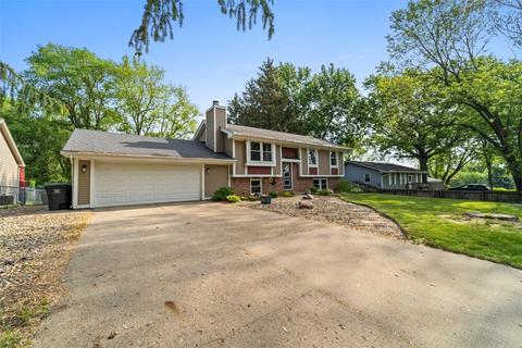 1608 E Bell Ave, Des Moines, IA 50320