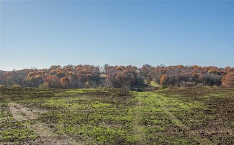 6311 Fairway Trl, Norwalk, IA 50211