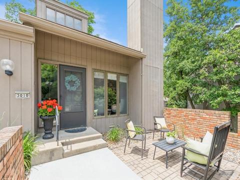 3010 Fox Run, Des Moines, IA 50321