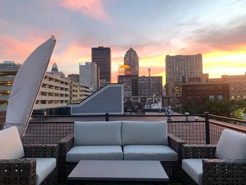 201 Grand Ave #113, Des Moines, IA 50309