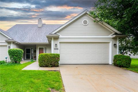 3305 Ep True Pkwy #1002, West Des Moines, IA 50265