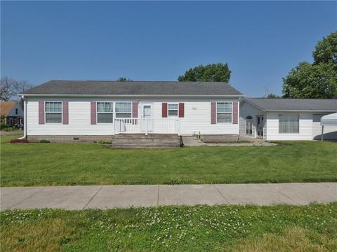 115 S Jasper St, Monroe, IA 50170