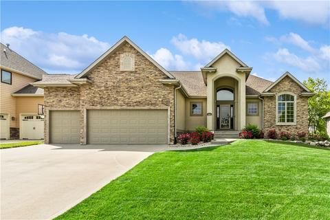 1745 SE Hawthorne Ridge Dr, Waukee, IA 50263