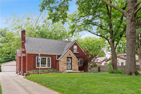 4326 Lincoln Ave, Des Moines, IA 50310