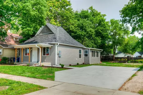2610 Dean Ave, Des Moines, IA 50317