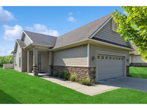 645 65th Pl #151, West Des Moines, IA 50266