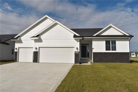 15303 Springbrook Trl, Urbandale, IA 50323
