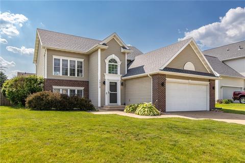 1918 NW 157th St, Clive, IA 50325