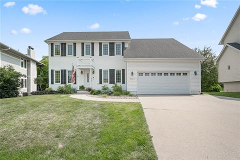5448 Beechtree Dr, West Des Moines, IA 50266