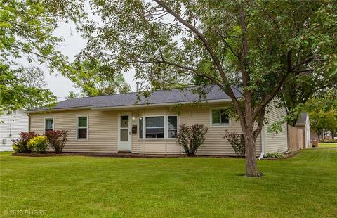 700 6th St SE, Altoona, IA 50009