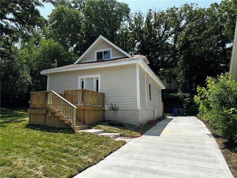 600 Fulton Dr, Des Moines, IA 50315