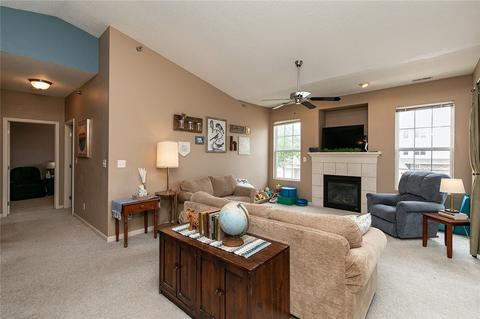 1309 SE University Ave #208, Waukee, IA 50263