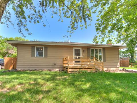 2410 NW 17th St, Ankeny, IA 50023