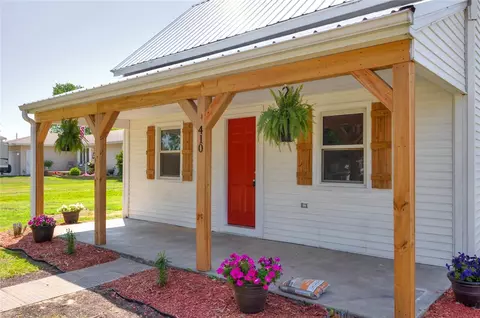 410 W Marion St, Monroe, IA 50170