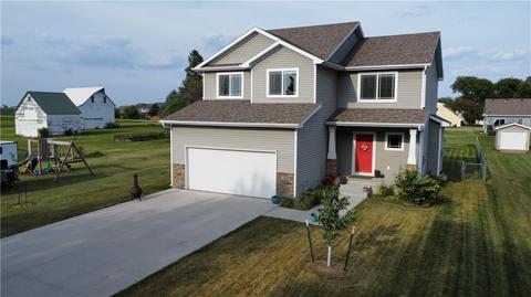 1937 4th St, Nevada, IA 50201